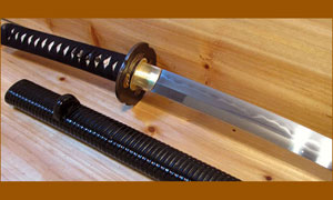 Японский меч HW Sword SHOBU ZUKURI RATTAN SAYA HISHI-GAMI TSUKAMAK T10 Folded Katana