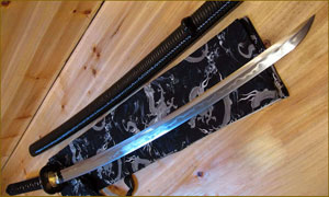 Японский меч HW Sword SHOBU ZUKURI RATTAN SAYA HISHI-GAMI TSUKAMAK T10 Folded Katana